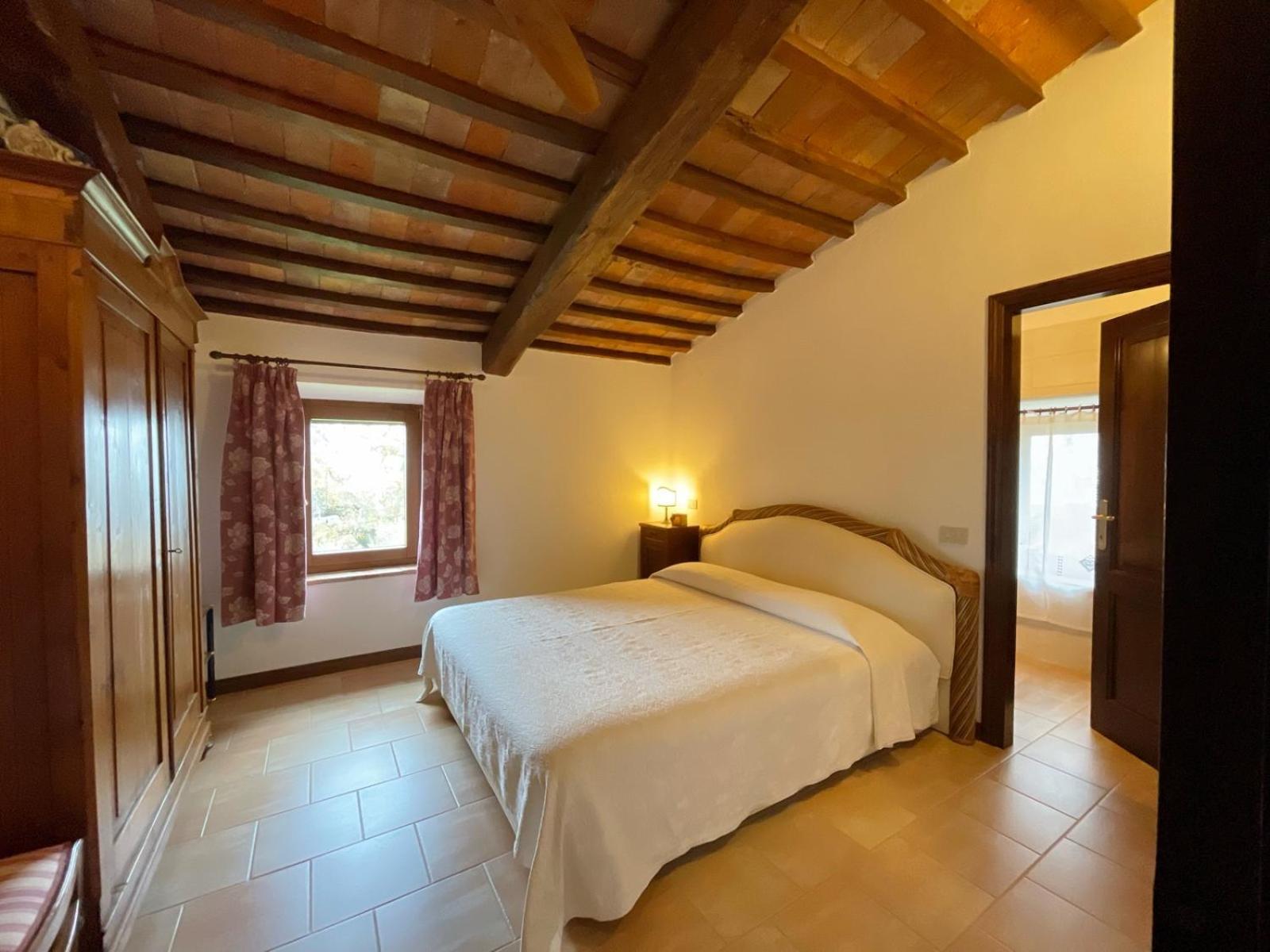 Vila Borgo Poggio Bianco Sarteano Pokoj fotografie